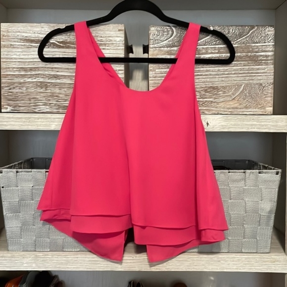 Sam Edelman cropped ruffle bottom tank size Small - Picture 2 of 3